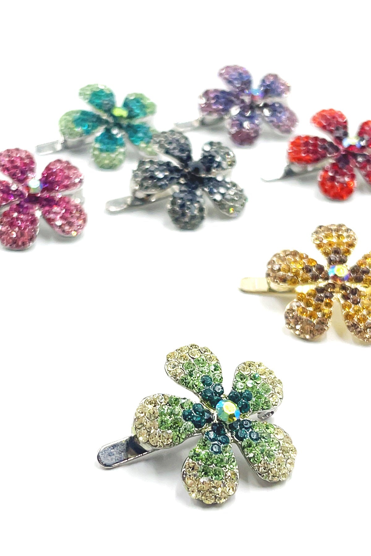 Crystal Daisy Magnetic Barrette Barrette 2020