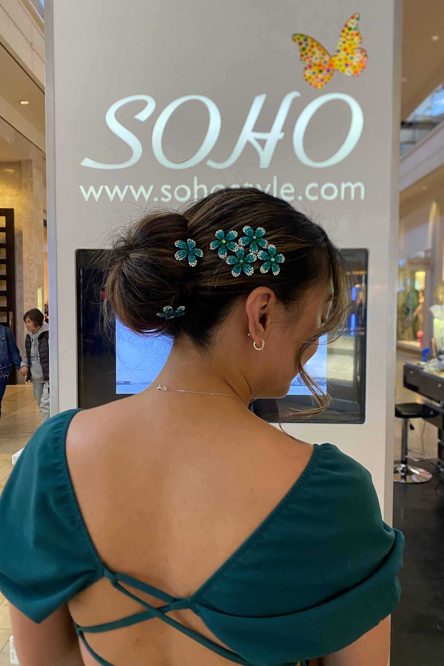Ombre Crystal Flower Barrette
