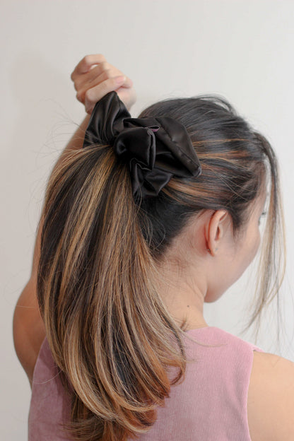 Starfish scrunchie Ponytail Holder Soho Style