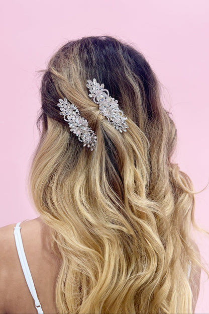 Cruciform Flowers Comb