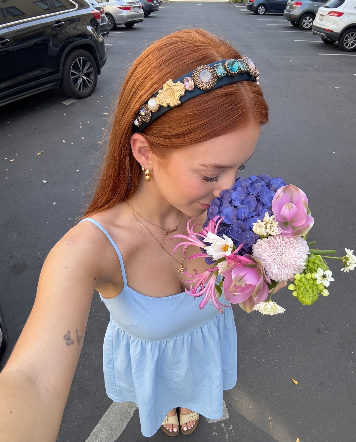Baroque Pearl Heart Headband - Blue, on model