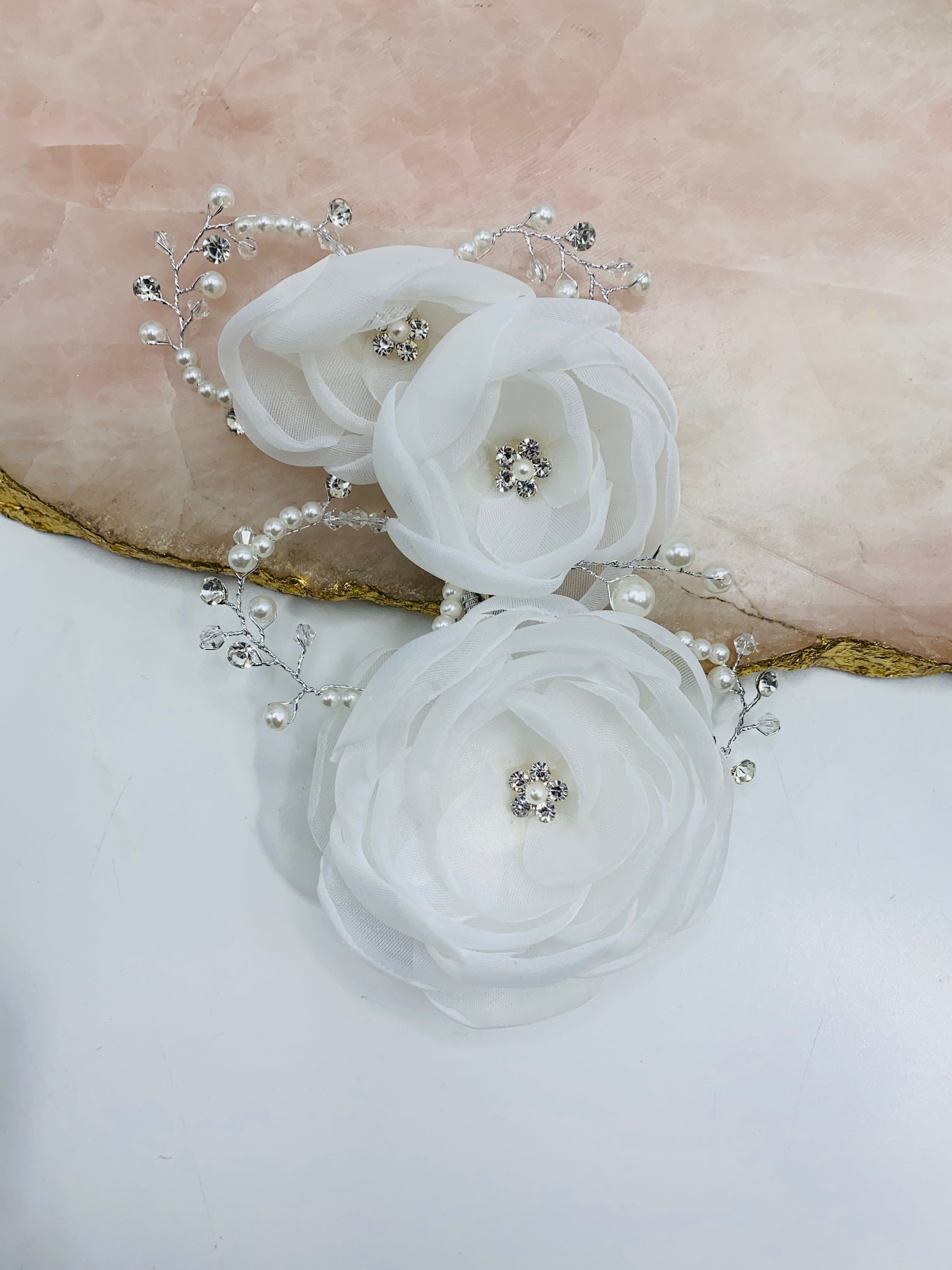 Blooming Roses Wedding Clip Soho Style