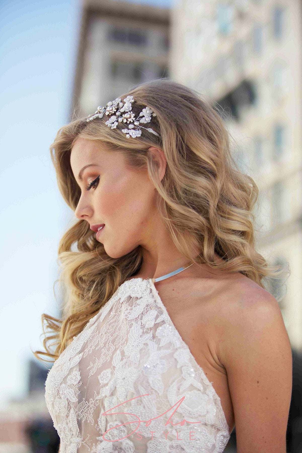 \'BRIGHT DAISY\' FLORAL GLAM TOP-KNOT ADULT HEADBAND w/ CRYSTALS & STONES NEW Daisy And Dots Top Knot Headband – Shirk Designs main image 3