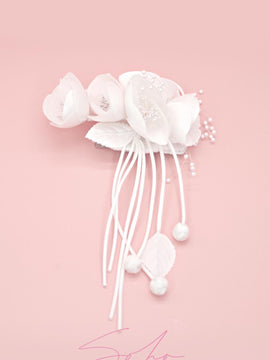 Chiffon Peral Tulips Clip