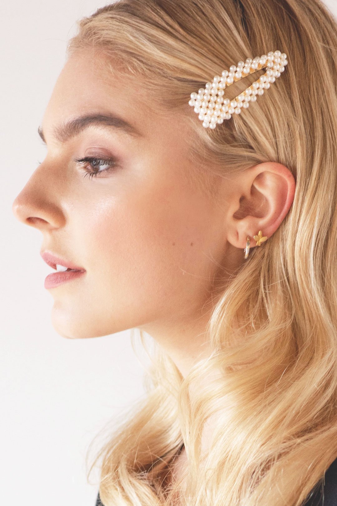 Pearl Embellished Hair Clip – Soho Style