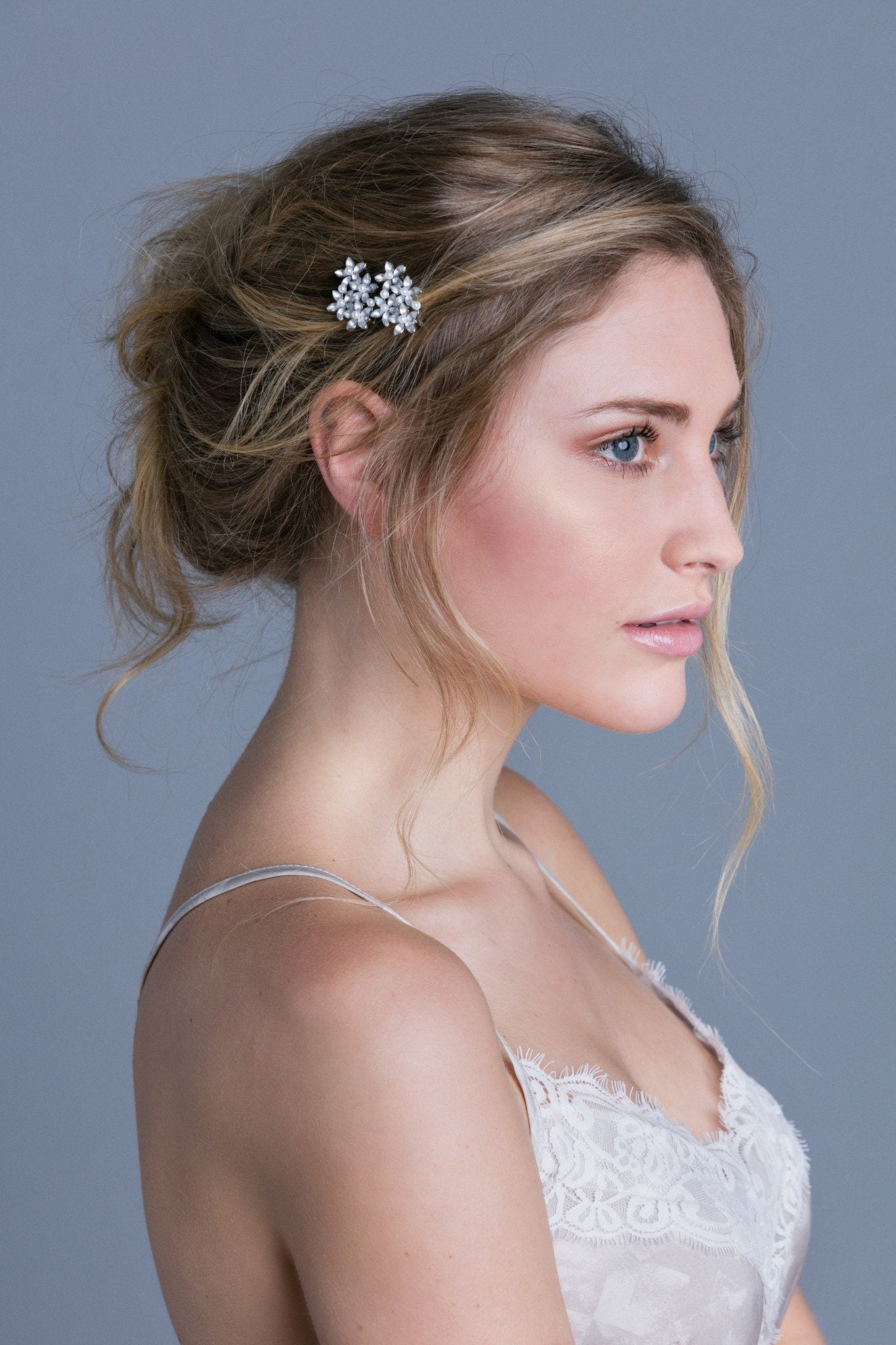 Royal Pearl Floral Magnetic Barrette Barrette Soho Style