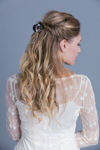 Ring Shape Hair Jaw Hair Jaws Soho Style